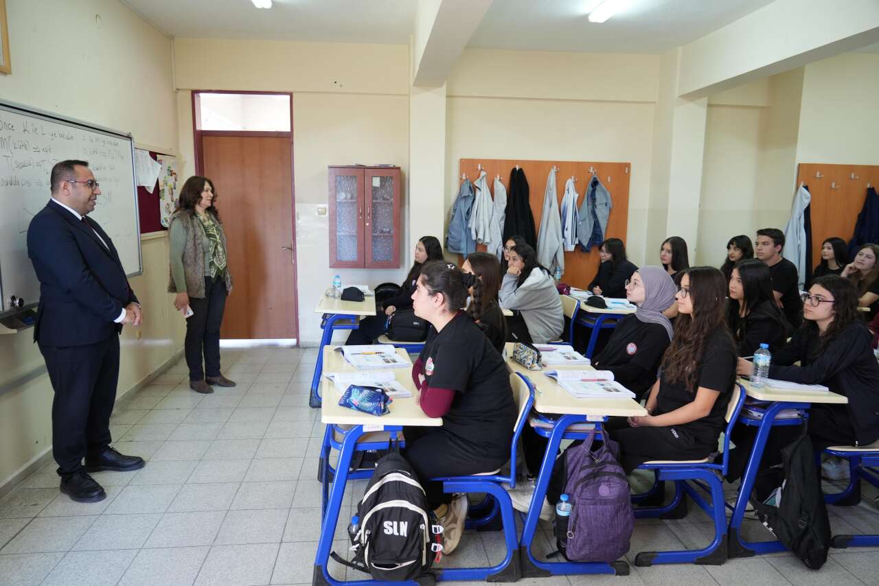 İl Müdürü Emre Çay, Şifa Hatun MTAL’de İncelemelerde Bulundu 2